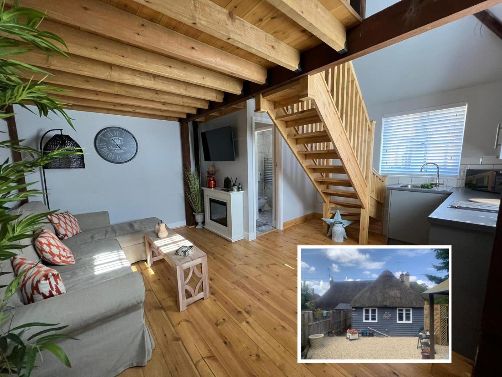 The Shack - Thatched Self Contained Annex Collingbourne Ducis Exteriör bild